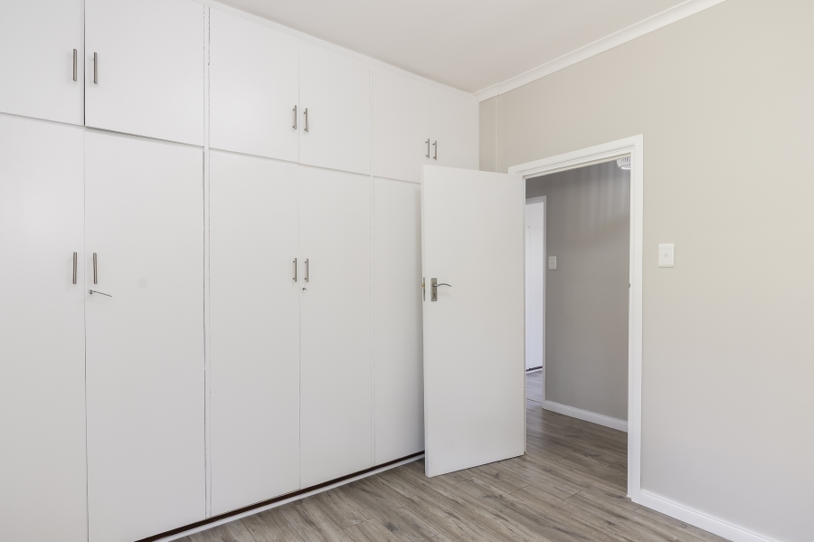To Let 4 Bedroom Property for Rent in Die Wingerd Western Cape